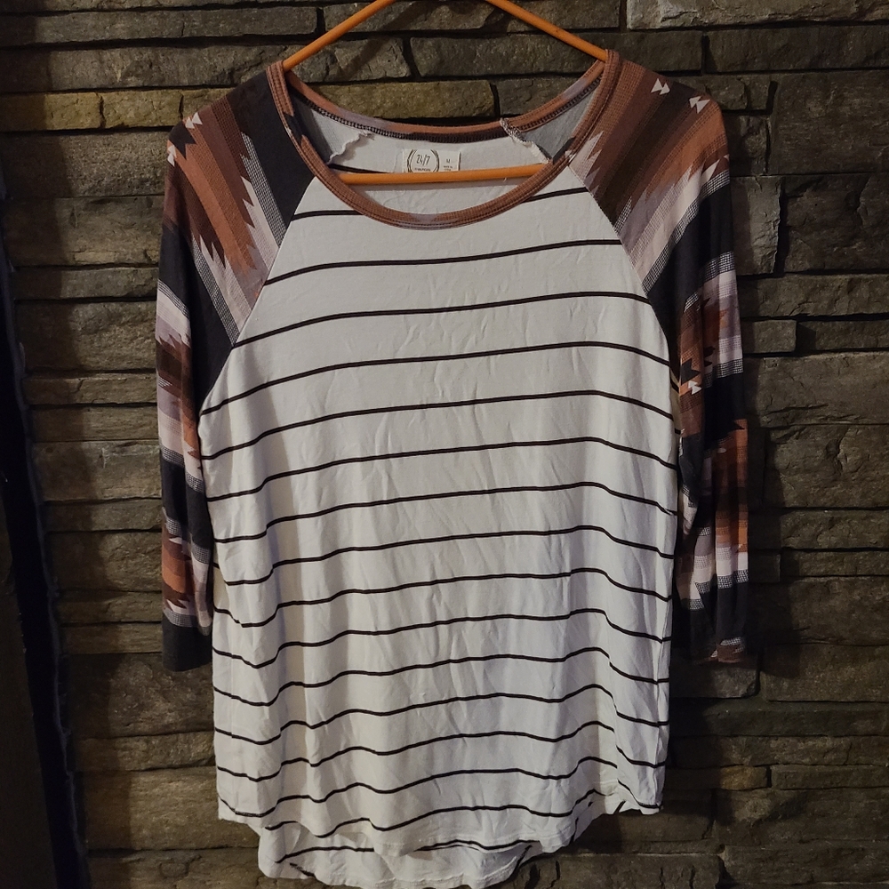 Womens 3/4 sleeve shirt